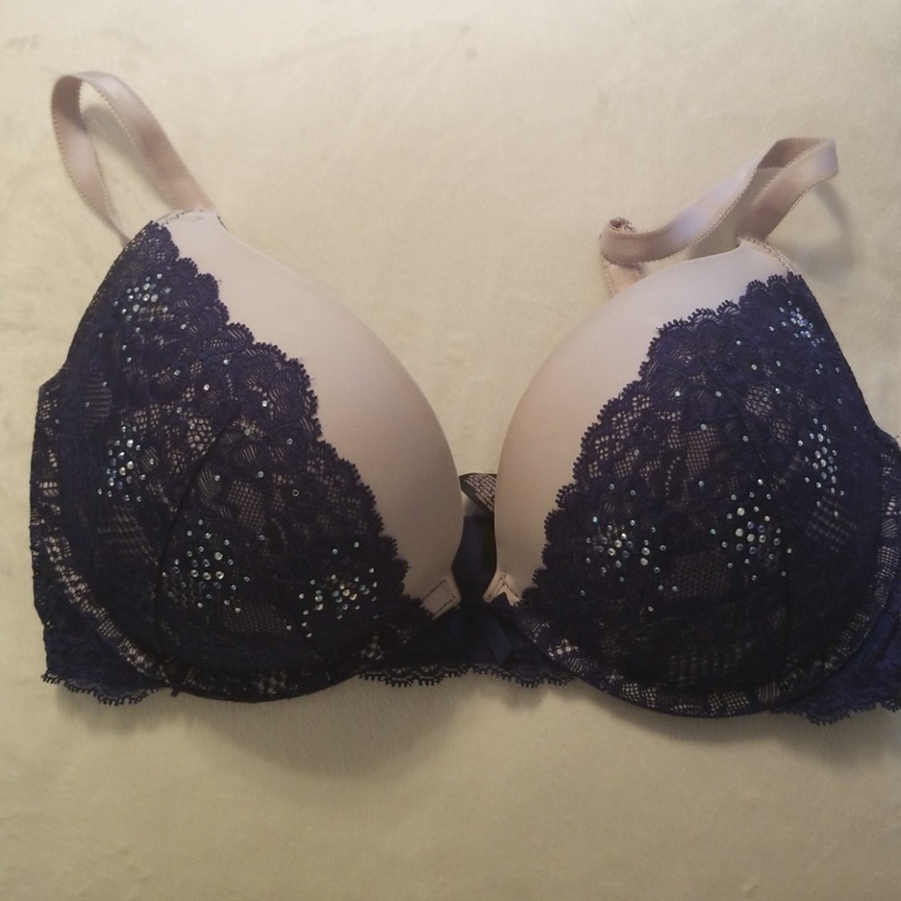 VS Bra